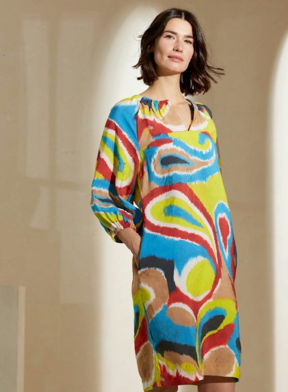 Losse jurk met kleurrijke print